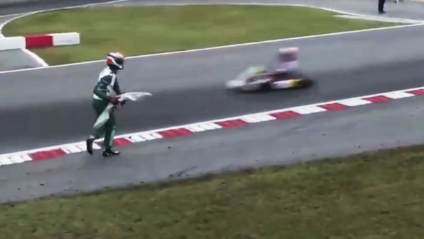 இளம் விளையாட்டு வீரருக்கு வாழ்நாள் தடை... அவர் என்ன செய்தார்னு தெரிஞ்சா நீங்களே நிச்சயம் கோபப்படுவீங்க... வீடியோ!