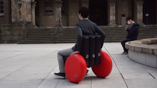 காற்றடைக்கப்பட்ட பையில் மின்சார ஸ்கூட்டர்... மாணவர்களின் அட்டகாசமான கண்டுபிடிப்பு... வீடியோ பாத்த மெர்சலாயிடுவீங்க! காற்றடைக்கப்பட்ட பையில் மின்சார ஸ்கூட்டர்... மாணவர்களின் அட்டகாசமான கண்டுபிடிப்பு... வீடியோ பாத்த மெர்சலாயிடுவீங்க!