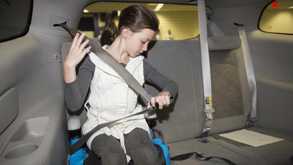 ஸ்வீடன் இன்ஜினியரால் காப்பாற்றப்பட்ட பல லட்சக்கணக்கான உயிர்கள்... கார் சீட் பெல்ட்களின் வரலாறு... ஸ்வீடன் இன்ஜினியரால் காப்பாற்றப்பட்ட பல லட்சக்கணக்கான உயிர்கள்... கார் சீட் பெல்ட்களின் வரலாறு...