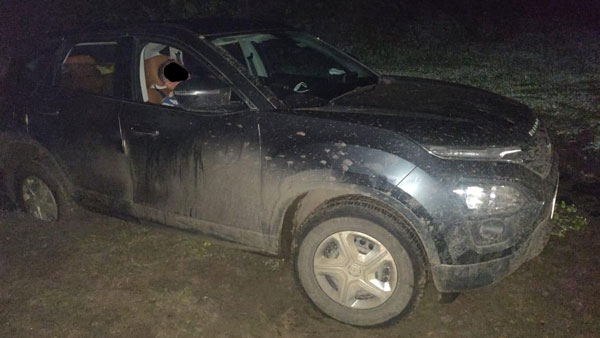 கூகுள் மேப் பார்த்து சென்று காட்டிற்குள் சிக்கி கொண்ட குடும்பம்! நடந்ததை கேட்கும்போதே திகிலா இருக்கு கூகுள் மேப் பார்த்து சென்று காட்டிற்குள் சிக்கி கொண்ட குடும்பம்! நடந்ததை கேட்கும்போதே திகிலா இருக்கு