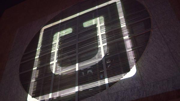 கால் டாக்சியில் பயணிக்க செல்ஃபி கட்டாயம்..? அதிரடி அறிவிப்பு வெளியிட்ட உபேர்... ஏன் தெரியுமா?