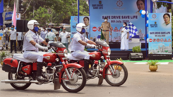 உபேருடன் மேற்கு வங்க காவல்துறை ஒப்பந்தம்... இப்படியொரு நடவடிக்கையை நாட்டின் எந்த போலிசும் எடுக்கல! சூப்பர்..!