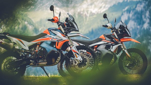 கேடிஎம்-இன் புதிய 890சிசி அட்வென்ச்சர் பைக்... வேற லெவலில் வருகிறது...