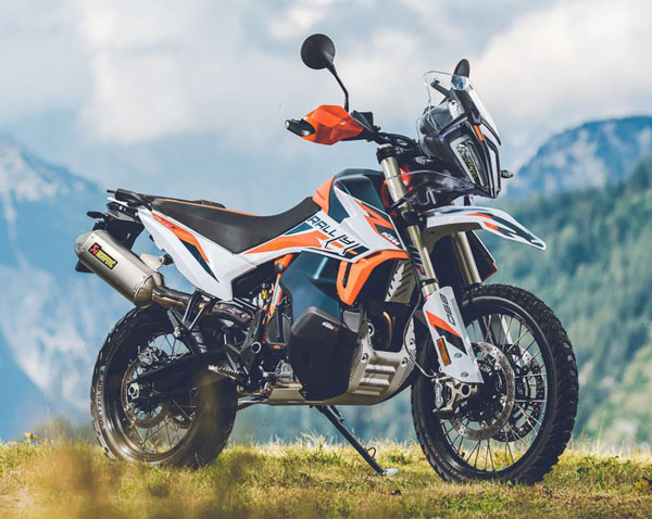 கேடிஎம்-இன் புதிய 890சிசி அட்வென்ச்சர் பைக்... வேற லெவலில் வருகிறது...