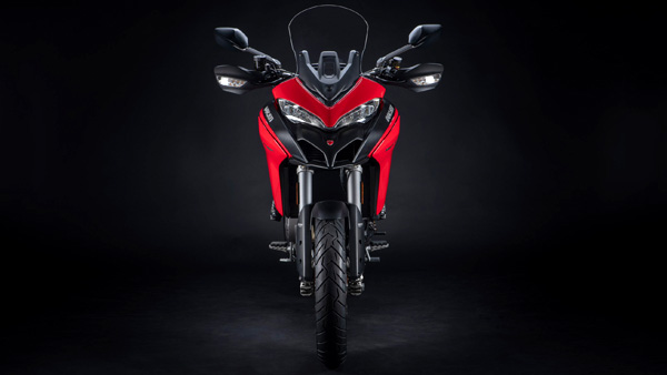 ரொம்ப லேட்! பிஎஸ்6 பைக்கை அறிமுகப்படுத்திய பிரபல நிறுவனம்... இதவிட இதோட விலை வாயடைக்க வச்சுடுச்சு!