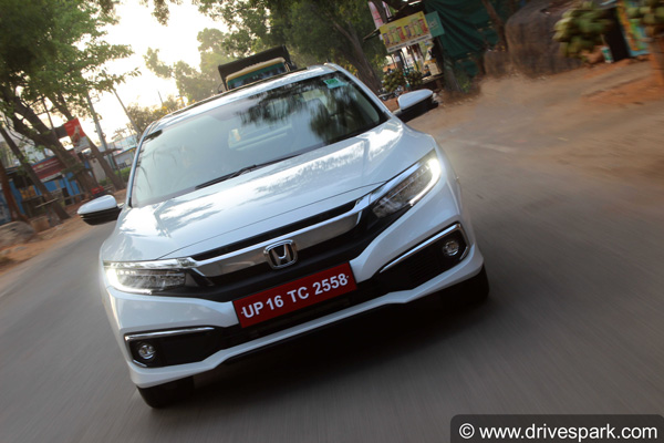 எஸ்யூவி காலத்தில் செடான்களை நம்பியிருக்கும் ஹோண்டா... அக்டோபரில் அவ்வளவு பிரமாதம் இல்ல...