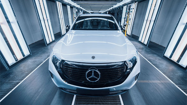 இவ்ளோ ஃபாஸ்டா காரை சார்ஜ் செய்ய முடியுமா? வெளியாகிய புதிய தகவல்... ஆச்சரியத்தில் மின்சார வாகன பிரியர்கள்!