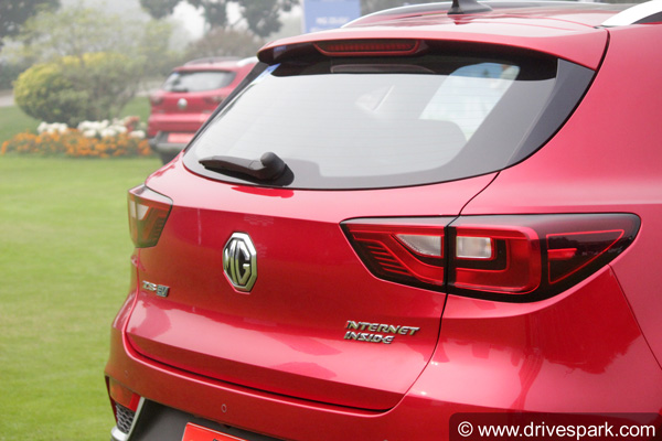 ஆக்ராவில் சூப்பர் ஃபாஸ்ட் சார்ஜிங் ஸ்டேஷனை அமைத்தது எம்ஜி... 24 மணி நேரமும் பயன்படுத்தி கொள்ளலாம்...