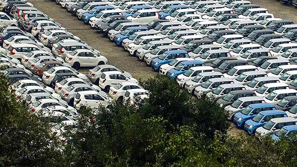 உள்நாட்டு தயாரிப்பு வாகனங்களை மட்டுமே வாங்க வேண்டும்... அதிரடி அறிவிப்பு வெளியிட்ட நாடு... எந்த நாடு தெரியுமா?