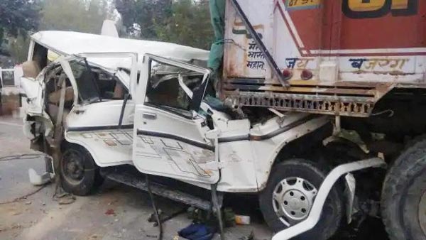 உபி-யில் நடந்த கோர விபத்து... ஒருத்தர் கூட மிஞ்சல... வீட்டுக்கு திரும்பும்போது அரங்கேறிய சோகம்...