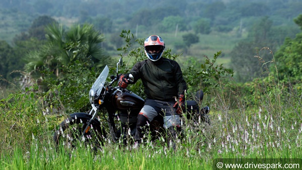 ராயல் என்பீல்டு ரசிகர்களின் எதிர்பார்ப்பை பூர்த்தி செய்கிறதா மீட்டியோர் 350? டெஸ்ட் டிரைவ் ரிவியூ...