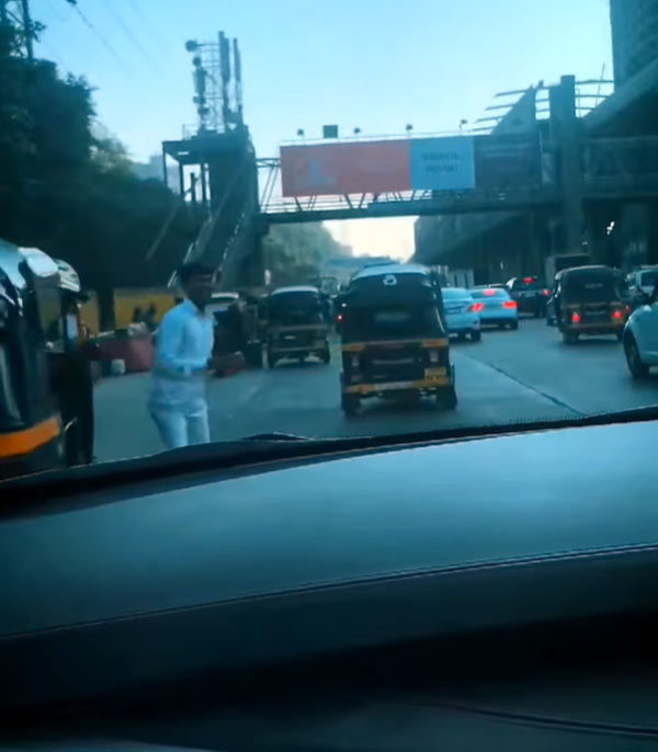 வழி தவறி வந்தவரை பார்த்து மிரண்டுபோன ஆட்டோக்காரர்... அந்த இடத்துல நீங்க இருந்தாகூட அப்படிதான் ஆடிப்போயிருப்பீங்க... யார் அவர்?