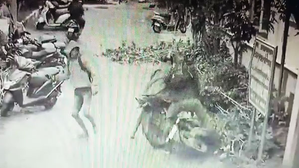 சினிமாலகூட இப்படி நடந்திருக்குமா தெரியல..? திருடர்களை பிடிக்க ஹீரோயிஸம் காட்டிய சென்னை போலீஸ்... மிரட்டும் வீடியோ!