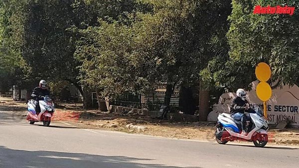 சுஸுகியில் புதிய எலக்ட்ரிக் ஸ்கூட்டர்? கேமிரா கண்களில் சிக்கிய சுஸுகி பர்க்மேன் இவி ஸ்கூட்டர்கள்