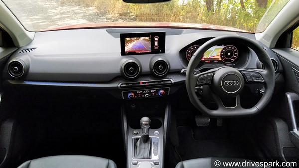 ஆடியின் மலிவான எஸ்யூவி கார், க்யூ2!! ஓட்டுவதற்கு எப்படி உள்ளது? முழு விமர்சனம் இதோ!