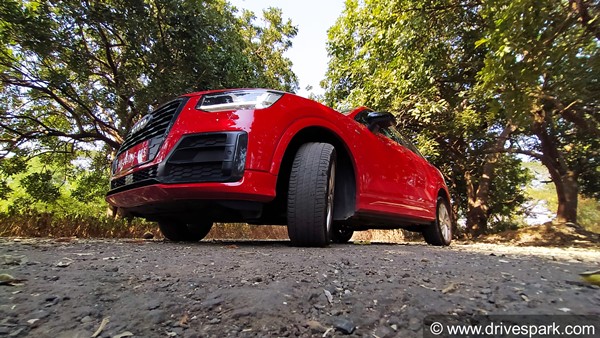 ஆடியின் மலிவான எஸ்யூவி கார், க்யூ2!! ஓட்டுவதற்கு எப்படி உள்ளது? முழு விமர்சனம் இதோ!