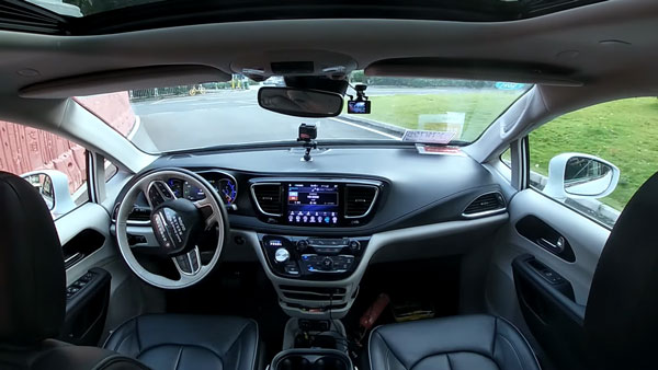 ஆசியாவில் முதல்முறையாக... பொதுசாலைகளில் ரோபோ டாக்சி சோதனை ஓட்டம்!