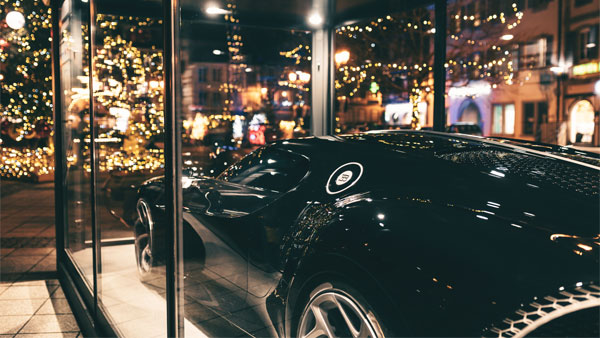 உலகிலேயே மிக காஸ்ட்லியான கிறிஸ்துமஸ் அலங்காரம்.. இதற்கான செலவு மட்டும் எவ்ளோ தெரியுமா?