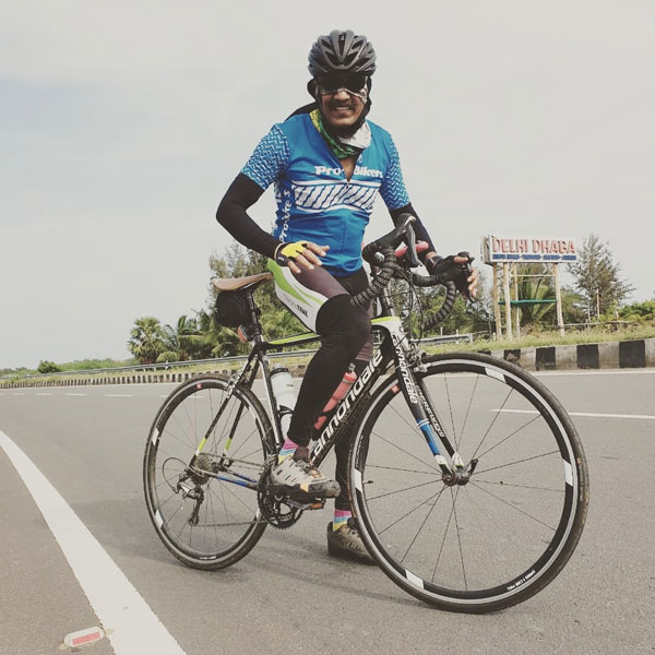 சூப்பர் சார்... சென்னையில் இருந்து ராமேஸ்வரத்திற்கு சைக்கிளில் போக இவ்வளவு நேரம்தானா? சைலேந்திர பாபு அசத்தல்!