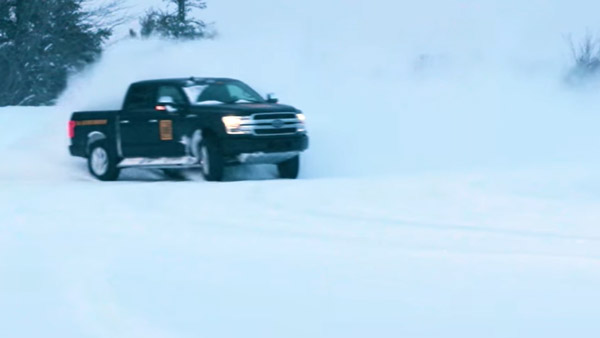 அமெரிக்கர்களுக்கு பிடித்த ட்ரக், ஃபோர்டு எஃப்-150... எலக்ட்ரிக் வெர்சனில் தயாராகிறது!!