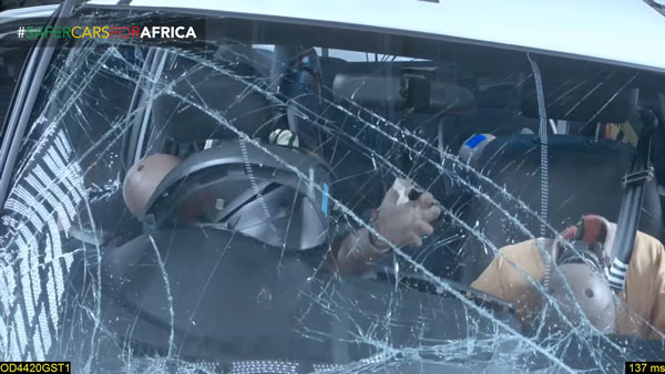 மோதல் பரிசோதனையில் மண்ணை கவ்விய சீன தயாரிப்பு... நல்ல வேல நம்ம ஆளுங்க தப்பிச்சிட்டாங்க...