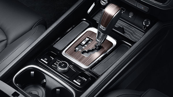 அல்டுராஸ் ஜி4 எஸ்யூவி விற்பனையை நிறுத்த மஹிந்திரா முடிவு? அல்டுராஸ் ஜி4 எஸ்யூவி விற்பனையை நிறுத்த மஹிந்திரா முடிவு?