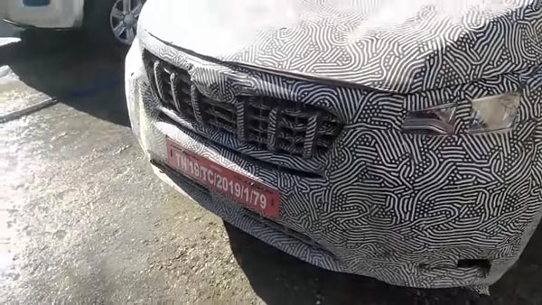 சான்ஸே இல்ல!! 2021 எக்ஸ்யூவி500 காரில் தனது முழு திறமையையும் இறக்கியுள்ள மஹிந்திரா!