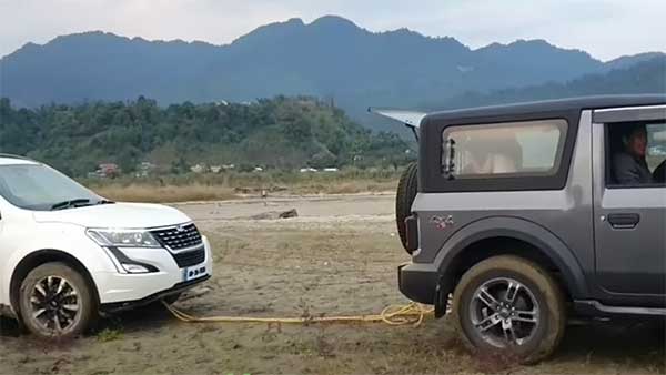 புதிய மஹிந்திரா தாருக்குள் இத்தனை திறமைகளா? வீடியோவ பாத்தீங்கனா மெர்சலாயிடுவீங்க!!