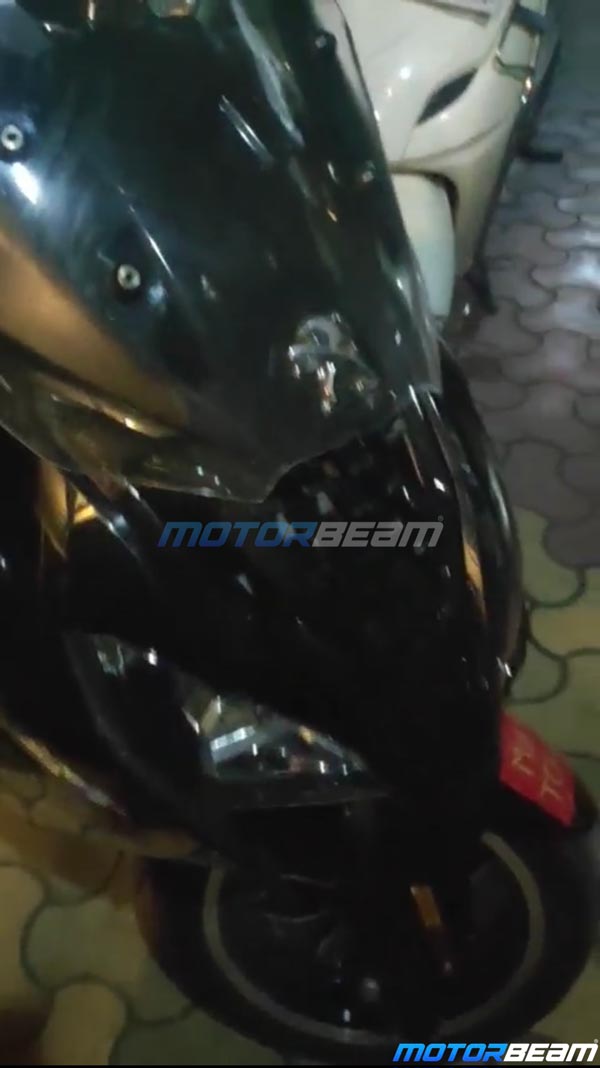 கேமிராவின் கண்களில் சிக்கிய இரு புதுமுக ஸ்கூட்டர்கள்... இந்த ஸ்கூட்டர்கள் எந்த நிறுவனத்தின் தயாரிப்பு என தெரியுமா?