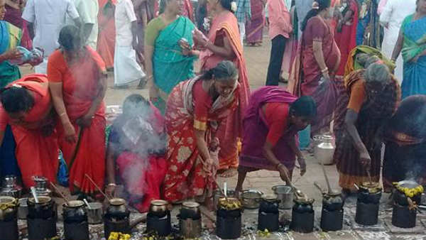 பொங்கலுக்கு குடும்பத்தோட சந்தோஷமாக காரில் சொந்த ஊர் போகணுமா?