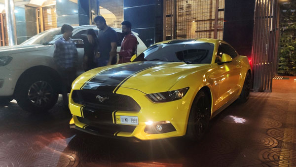 கன்னட நடிகர்களின் நெகிழ்ச்சியான செயல்... ஒரு நடிகரை மகிழ்விக்க இன்னொரு நடிகர் செய்த காரியம்... என்ன தெரியுமா?