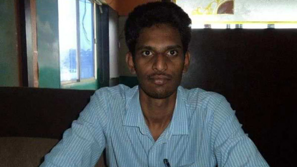 அம்மாவை பைக்கில் ஹாஸ்பிட்டல் கூட்டி செல்லும்போது டிராபிக்கில் சிக்கி கொண்ட மகன்... அப்புறம் நடந்ததுதான் ஹைலைட்