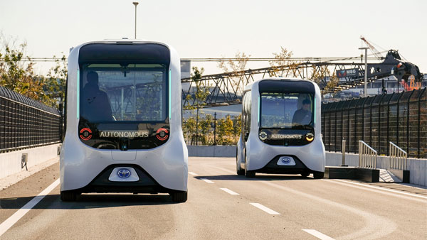 ஆஹா, ஓஹோ எனும் வசதிகளுடன் டொயோட்டாவின் தானியங்கி வாகனம்... அப்படி என்னங்க அதுல இருக்கு!