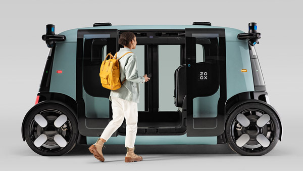 ஓட்டுநரில்லாமல் இயங்கும் தன்னாட்சி காரை அறிமுகம் செய்த அமேசானின் ஜூக்ஸ்... அமேசானிடம் இப்படி ஒரு நிறுவனம் இருக்கா?