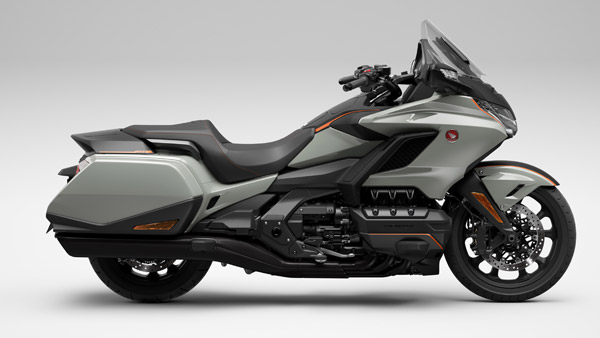 இப்படிப்பட்ட பைக்குகளை கூடவா ஹோண்டா தயாரிக்குது?! 2021 கோல்டு விங் உலகளவில் வெளியீடு..