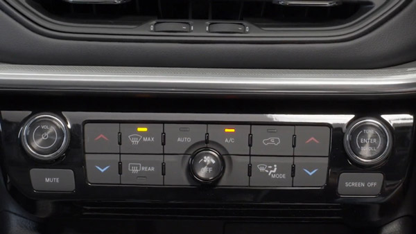 இந்தியாவில் புதிய ஜீப் காம்பஸ் ஃபேஸ்லிஃப்ட் விற்பனைக்கு அறிமுகம்... விலை எவ்ளோனு தெரியுமா?