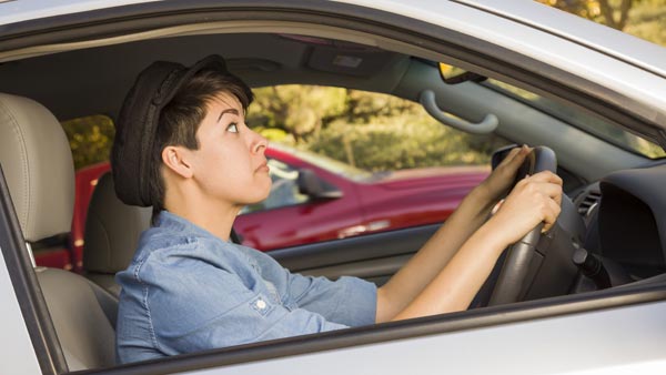 எவ்வளவு பாதுகாப்பான காராக இருந்தாலும், ஓட்டுறது விதத்தில்தான் சூட்சுமம் இருக்கு!