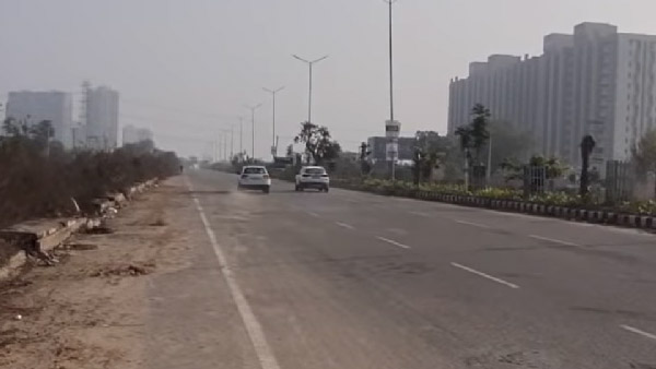 மாருதி சுஸுகி விட்டாரா பிரெஸ்ஸா - கியா செல்டோஸ் இடையே ட்ராக் ரேஸ்... எந்த கார் வெற்றி பெற்றது தெரியுமா?