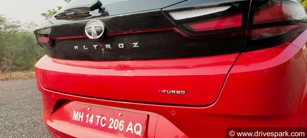 பாதுகாப்பான பவர்ஃபுல் பிரீமியம் ஹேட்ச்பேக்! டாடா அல்ட்ராஸ் ஐ-டர்போ விற்பனைக்கு அறிமுகம்! விலை எவ்ளோ தெரியுமா?