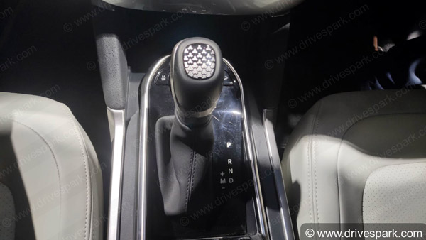 நாளுக்கு நாள் எகிறும் எதிர்பார்ப்பு... புத்தம் புதிய டாடா சஃபாரி கார் குறித்த ஃப்ரெஷ் தகவல்கள்...