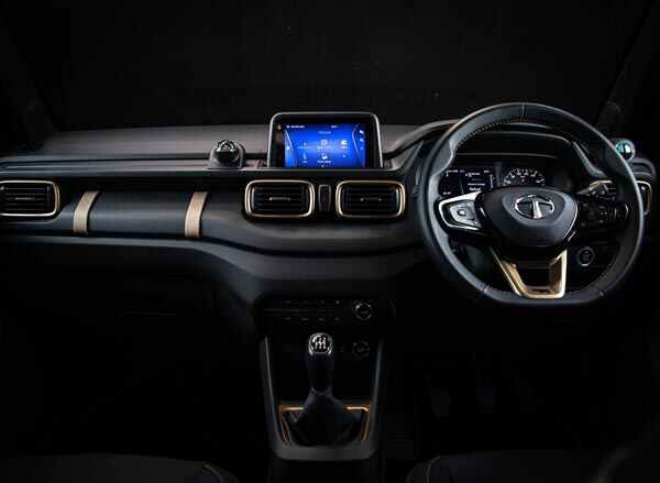 நிமிர்ந்த தோற்றம், மாடர்ன் தொழிற்நுட்பங்கள்... டாடாவின் ஸ்டைலான மைக்ரோ-எஸ்யூவி!! மீண்டும் சோதனையில்