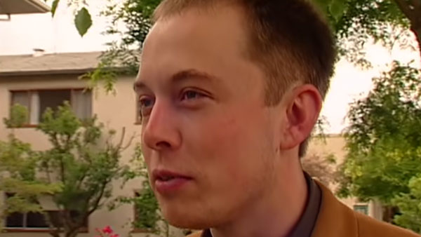 இப்போது உலக பணக்காரர், ஆனால் 20 வயதில்...!! டெஸ்லா சிஇஒ எலன் மஸ்க் வாங்கிய முதல் ஸ்போர்ட்ஸ் கார்...