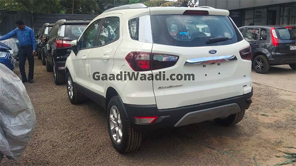 ஈக்கோஸ்போர்ட் காரில் ஸ்பெஷல் எடிசனை கொண்டுவரும் ஃபோர்டு நிறுவனம்!! தோற்றத்தில் அதிரடி மாற்றங்கள்...