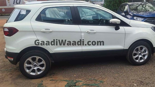 ஈக்கோஸ்போர்ட் காரில் ஸ்பெஷல் எடிசனை கொண்டுவரும் ஃபோர்டு நிறுவனம்!! தோற்றத்தில் அதிரடி மாற்றங்கள்...