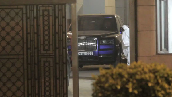 மயக்கத்தை வர வைக்கும் விலையில் புதிய சொகுசு கார்... வாங்கியது யார் தெரிஞ்சா மிரண்டுருவீங்க... முழு தகவல்!