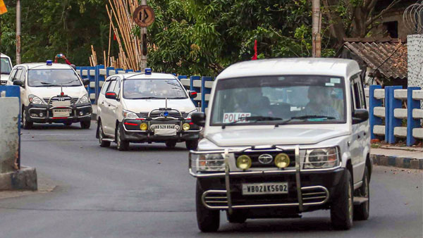 உத்தரவிட்ட பாஜக அமைச்சர்... 4 மணி நேரம் சிறைபிடிக்கப்பட்ட சுற்றுலாப் பயணிகள்... ஏன் தெரிஞ்சா கடுப்பாய்ருவீங்க!