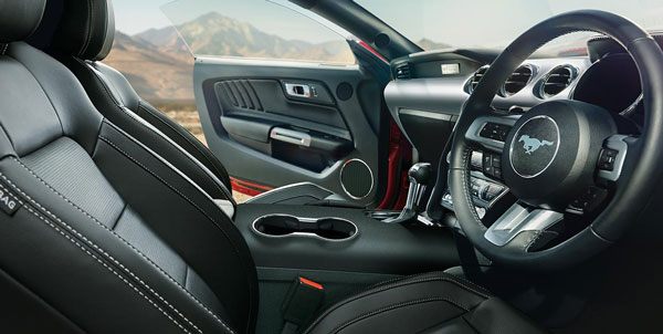 ஃபோர்டு மஸ்டாங் கார் இந்திய இணையப்பக்கத்தில் இருந்து நீக்கம்!