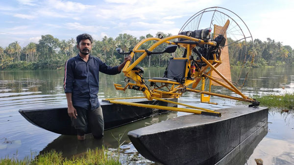 காற்றில் பறக்க, தண்ணீரில் மிதக்க, சாலையில் சீறி பாய இந்த ஒற்றை வாகனம் போதும்... கேரள இளைஞரின் அசாத்திய கண்டுபிடிப்பு!