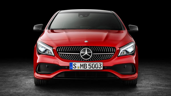 விலையுயர்ந்த பென்ஸ் காரை வலை விரித்து தேடும் கேரள போலீஸ்... சிக்கினா விடவே மாட்டாங்க போலிருக்கே! என்ன காரணம்?