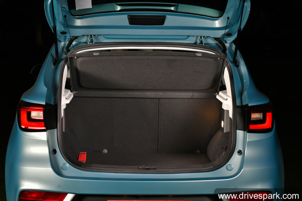 புது எலெக்ட்ரிக் கார் வாங்க முடிவு பண்ணியிருக்கீங்களா? அப்போ வர்ற 8ம் தேதி வரைக்கும் பொறுங்க... ஏன் தெரியுமா?